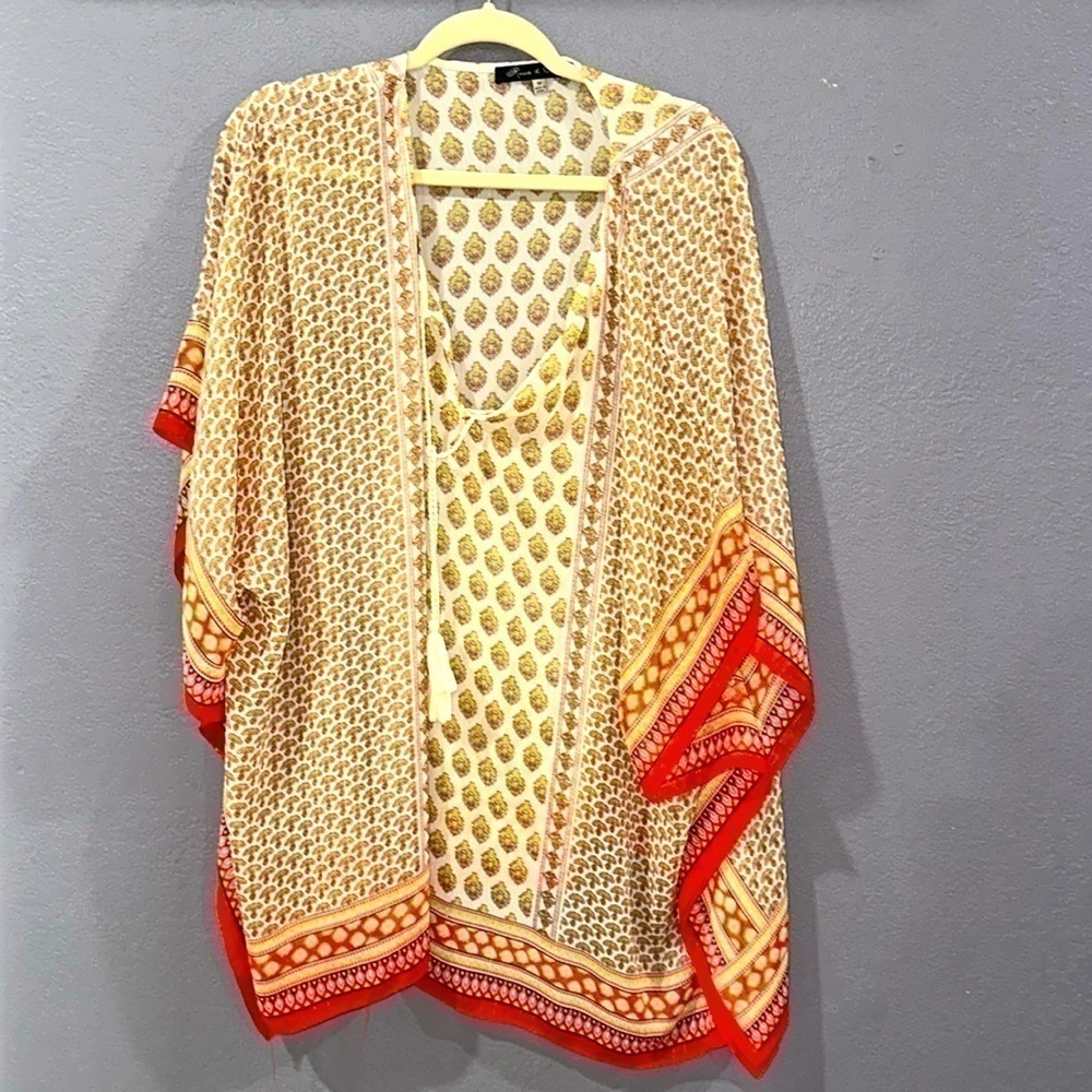 Rose & Olive Poncho Top Womens Size 3X Beige Red Fringe Geometric Boho